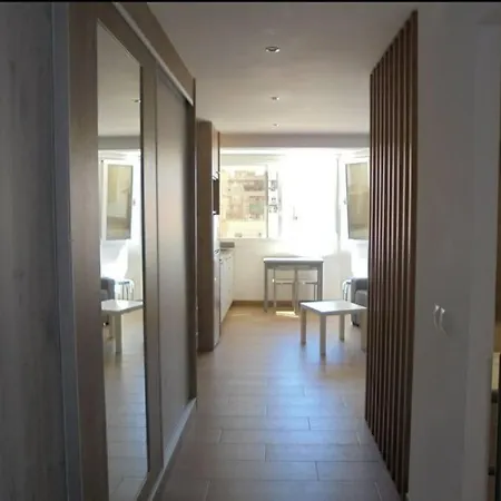 Estiloso Al Lado Del Mar Apartamento